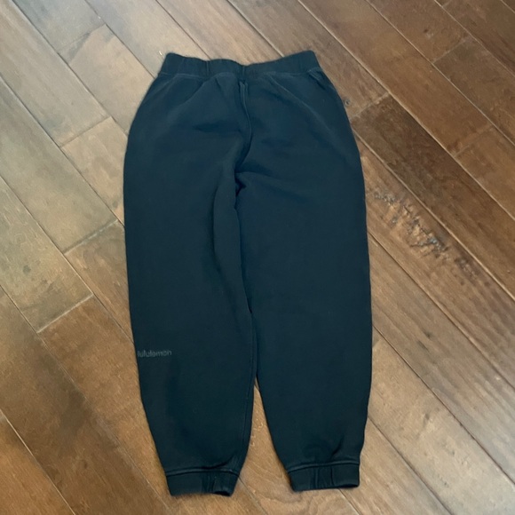 Lululemon Sweatpants - Picture 3 of 4